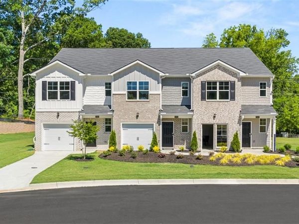 124 Kenmore Circle, Unit 13, Perry, GA 31069