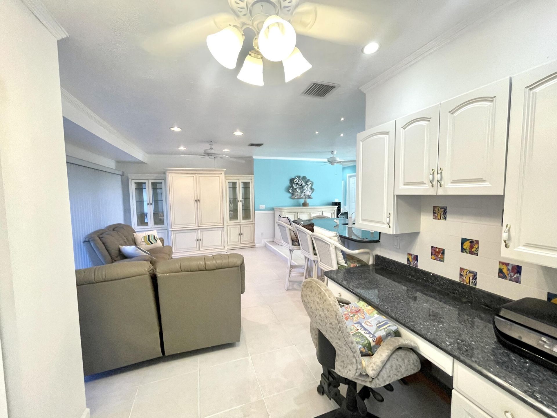 880 SE Degan Drive, Port Saint Lucie, FL 34983 Photo