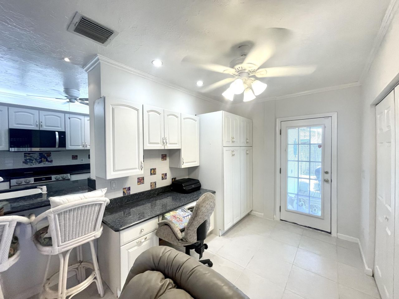 880 SE Degan Drive, Port Saint Lucie, FL 34983 Photo