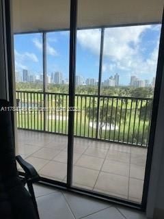 20379 W Country Club Dr, Unit 736, Aventura, FL 33180 Photo