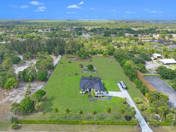 19361 W Sycamore Drive, Loxahatchee, FL 33470