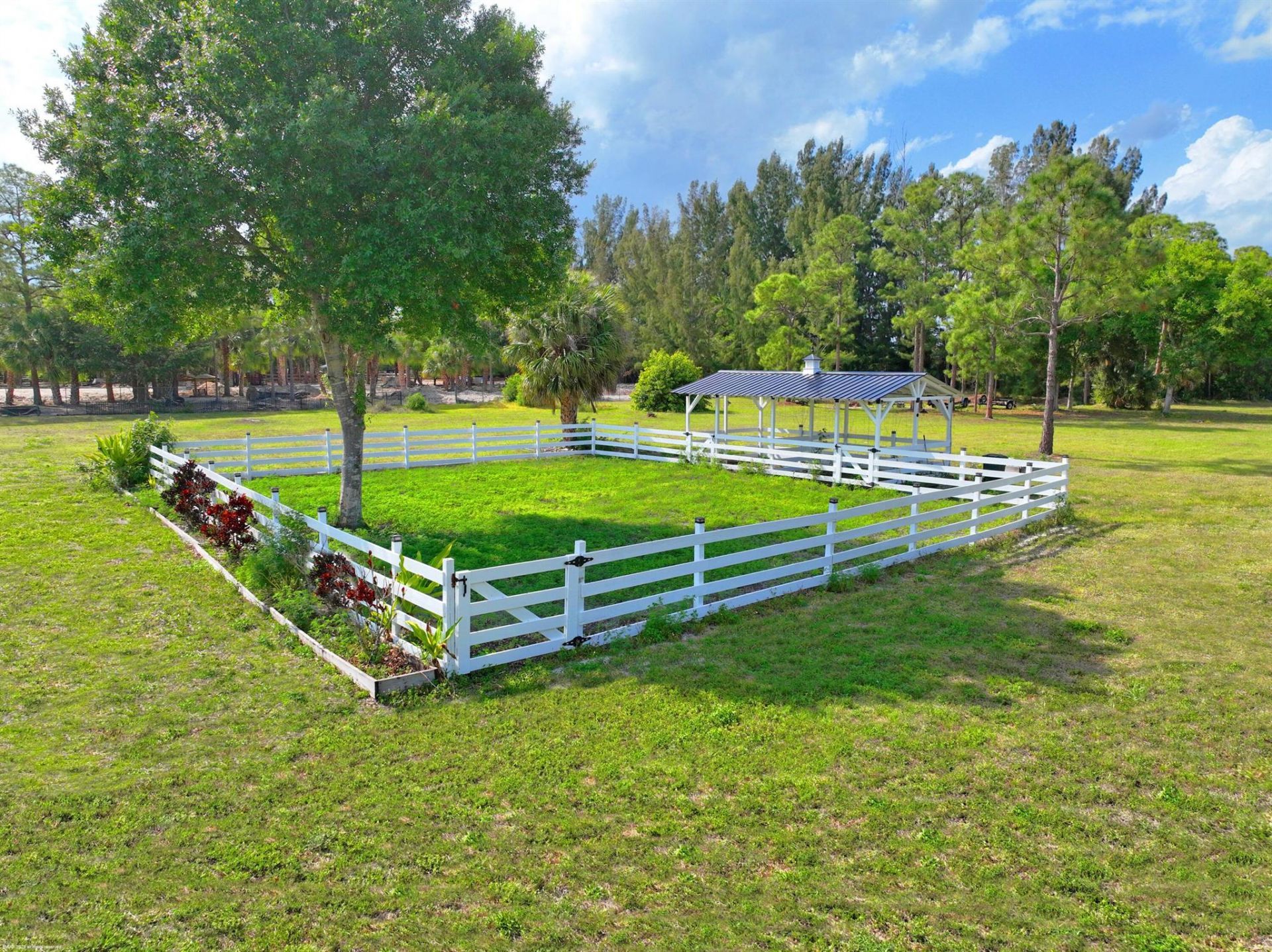 19361 W Sycamore Drive, Loxahatchee, FL 33470 Photo