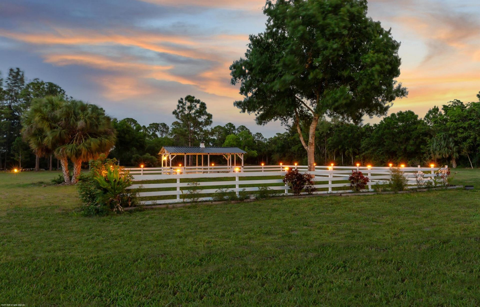 19361 W Sycamore Drive, Loxahatchee, FL 33470 Photo