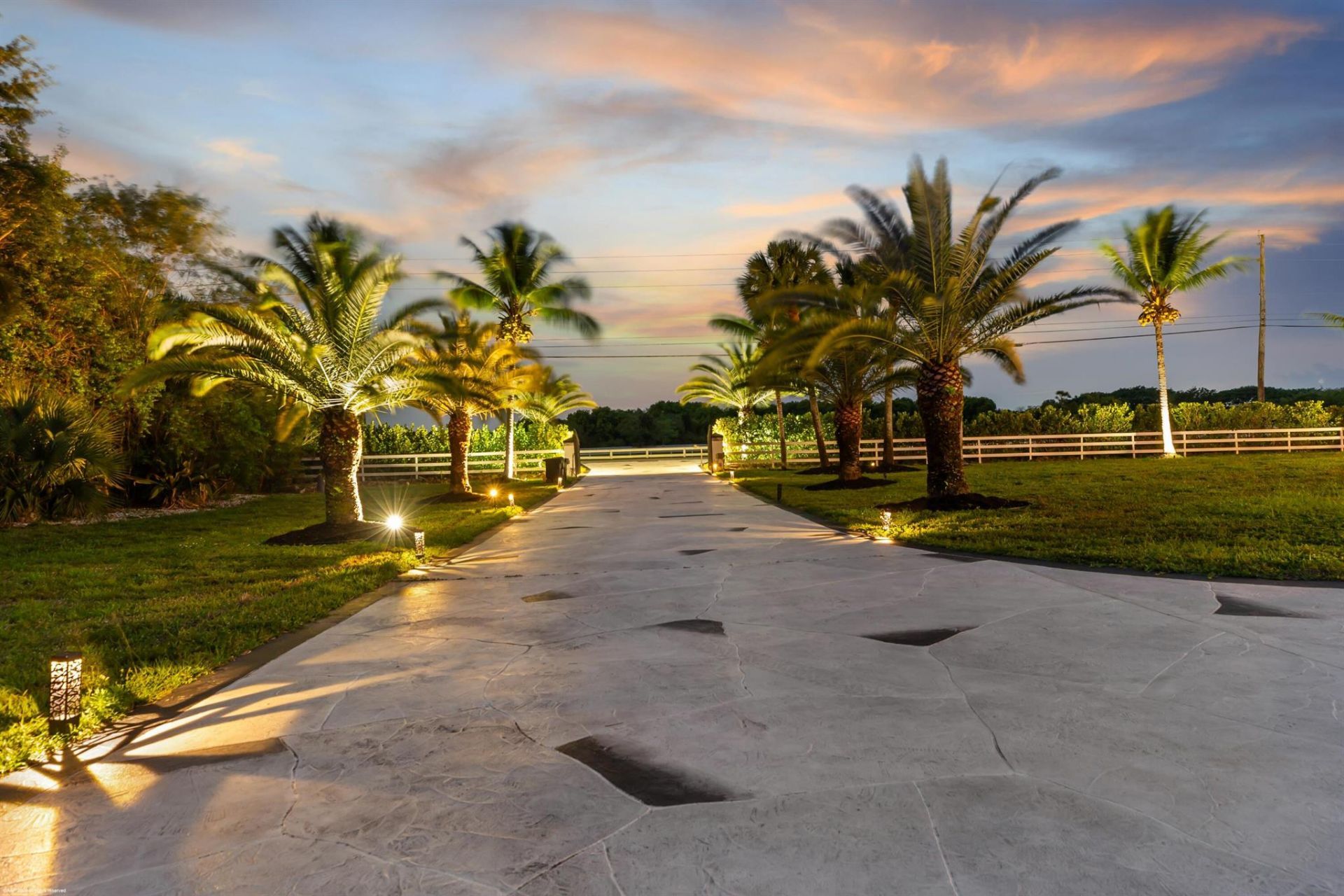 19361 W Sycamore Drive, Loxahatchee, FL 33470 Photo