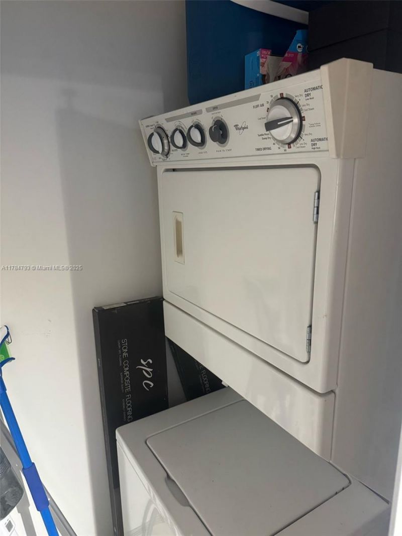 253 NE 2nd St, Unit 1406, Miami, FL 33132 Photo