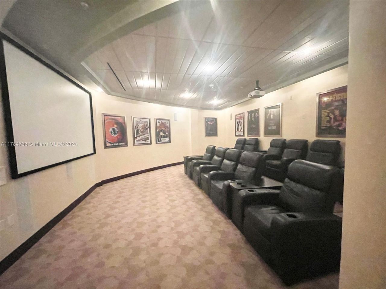 253 NE 2nd St, Unit 1406, Miami, FL 33132 Photo