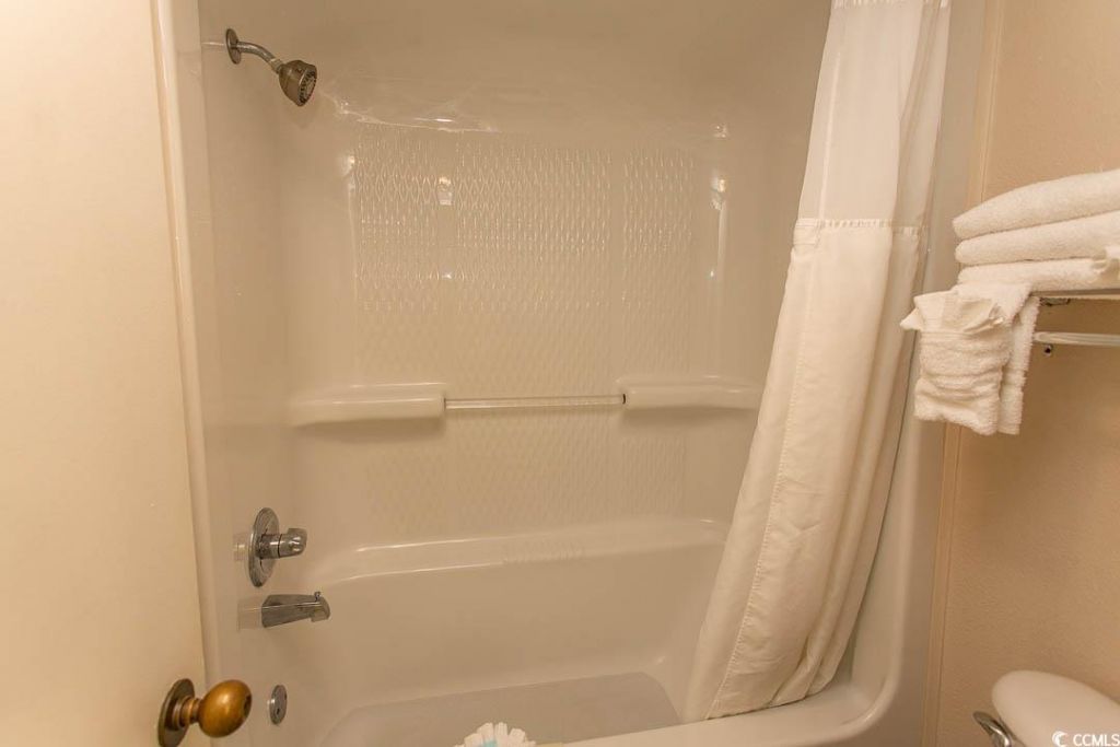 1200 N Ocean Blvd. N Photo 13