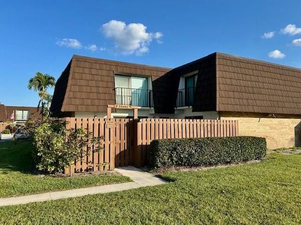 6166 SE Riverboat Drive, Unit 926, Stuart, FL 34997