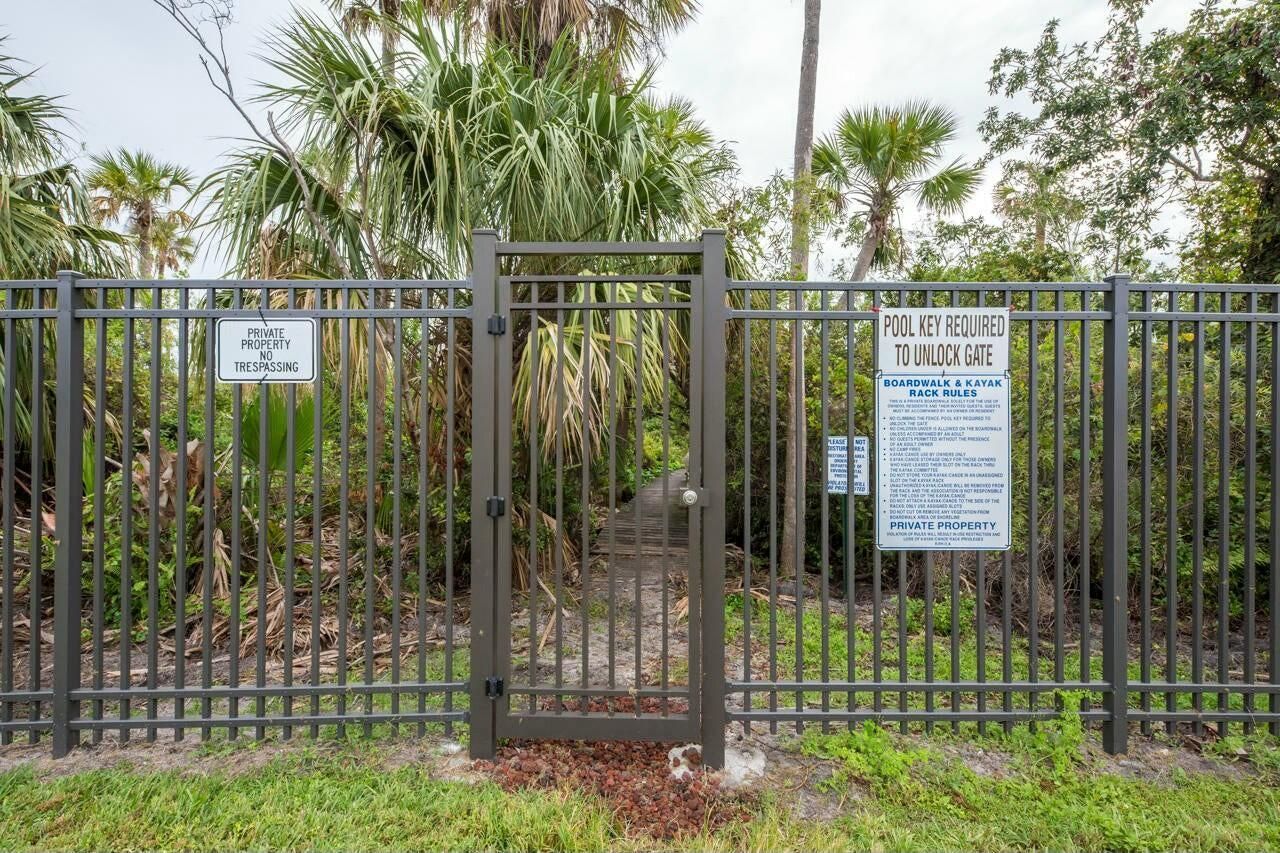 6166 SE Riverboat Drive, Unit 926, Stuart, FL 34997 Photo