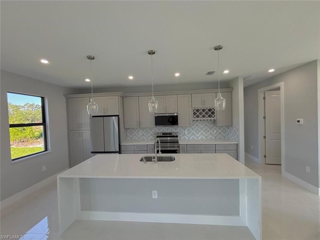 3711 7th St Sw, Lehigh Acres, FL 33976 Photo