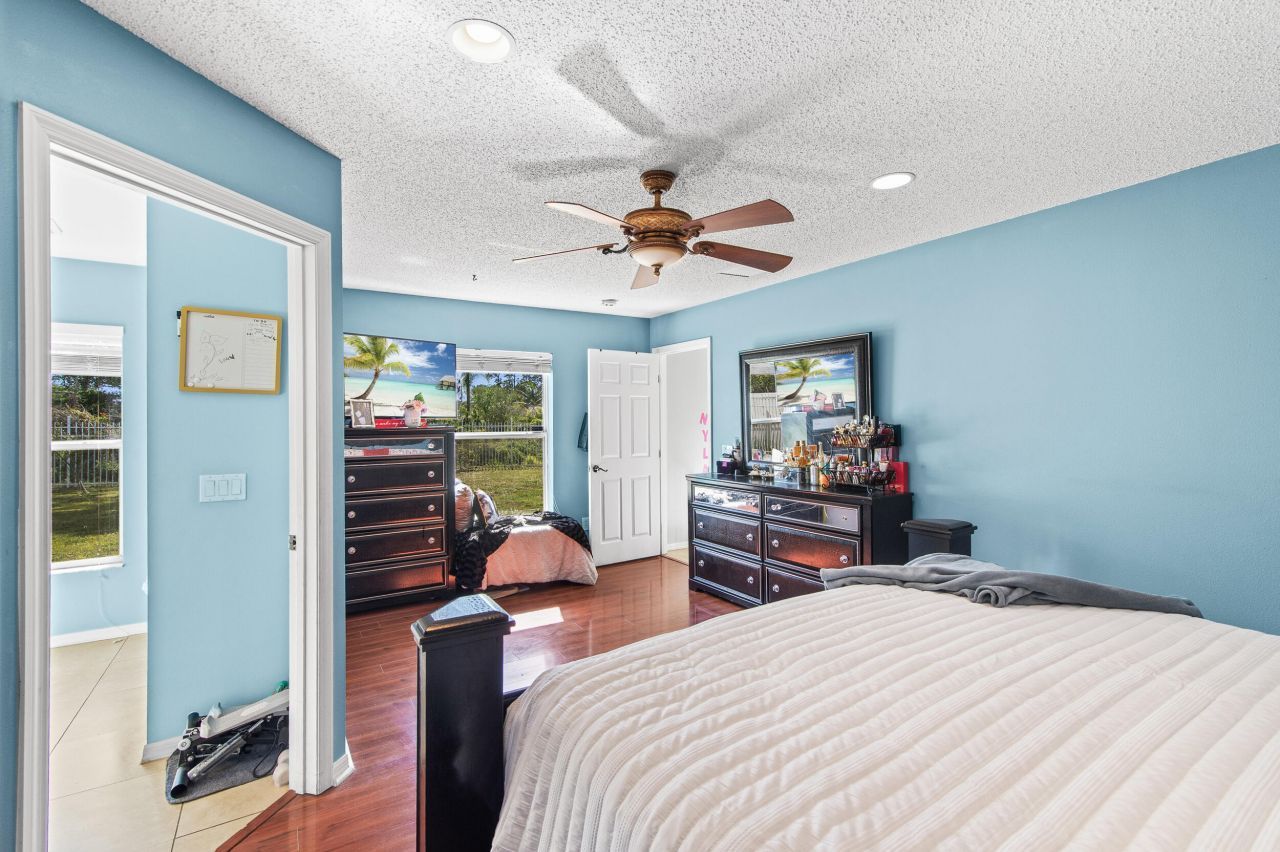 663 NW North Macedo Boulevard, Port Saint Lucie, FL 34983 Photo