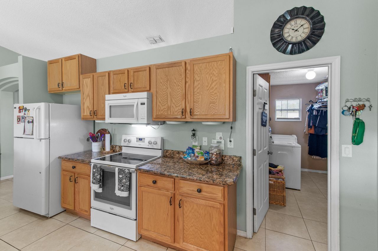 663 NW North Macedo Boulevard, Port Saint Lucie, FL 34983 Photo