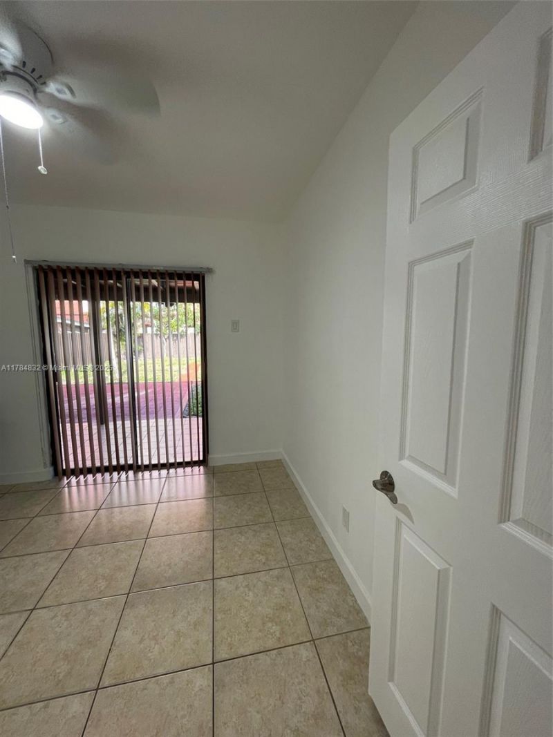 271 NW 57th Ct, Miami, FL 33126 Photo