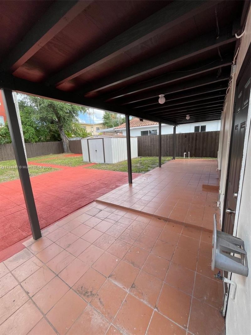 271 NW 57th Ct, Miami, FL 33126 Photo