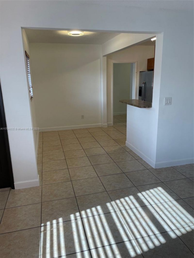 271 NW 57th Ct, Miami, FL 33126 Photo