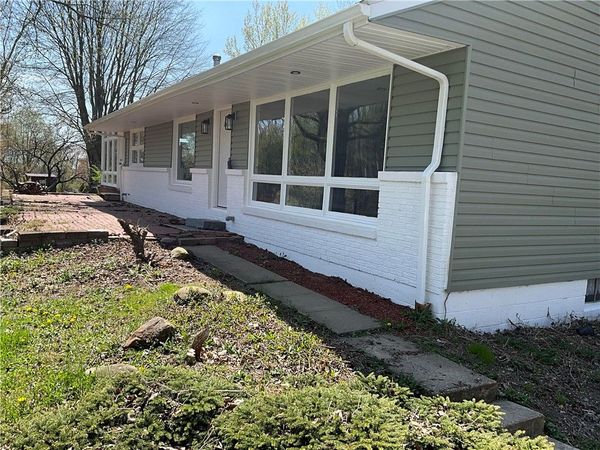 2612 Graceland Rd, Neshannock, PA 16105