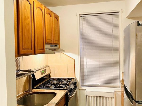 150-25 72 nd Rd, Unit 1E, Flushing, NY 11367