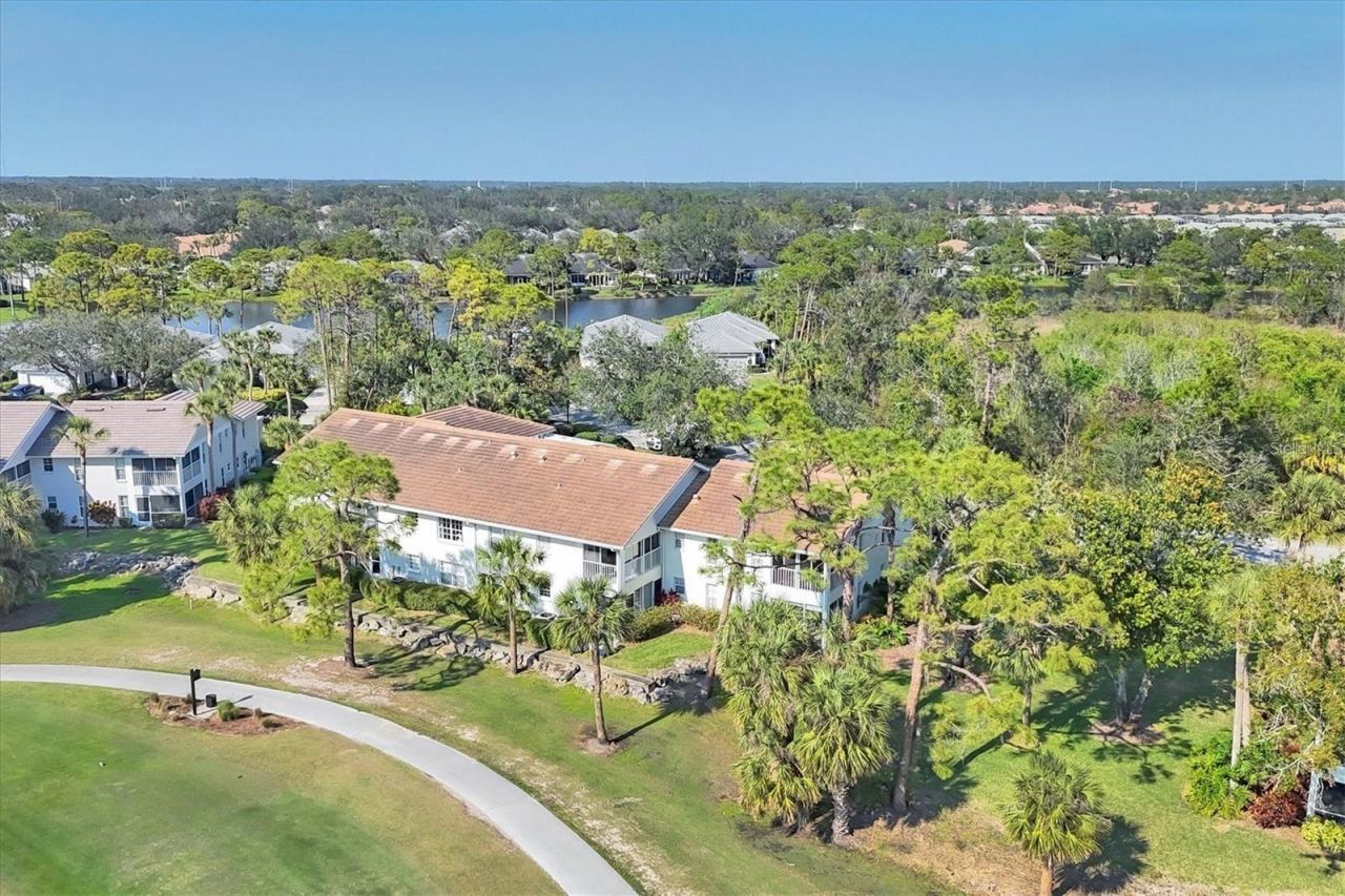 809 Montrose Drive, Unit 203, Venice, FL 34293 Photo