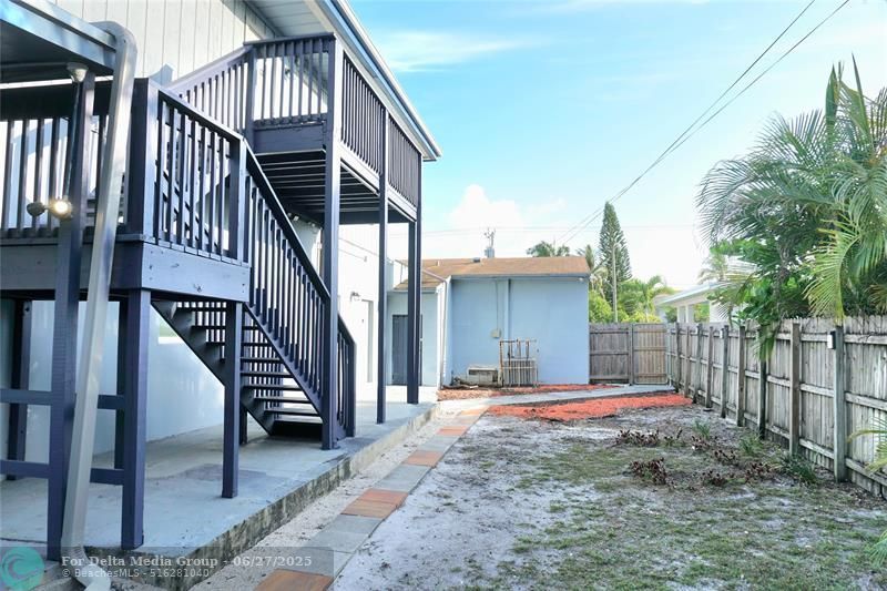 808 NW 19 St, Fort Lauderdale, FL 33311 Photo