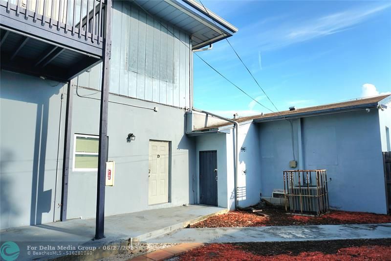 808 NW 19 St, Fort Lauderdale, FL 33311 Photo