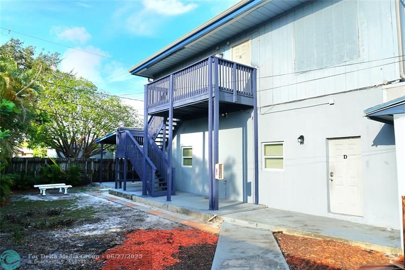 808 NW 19 St, Fort Lauderdale, FL 33311 Photo