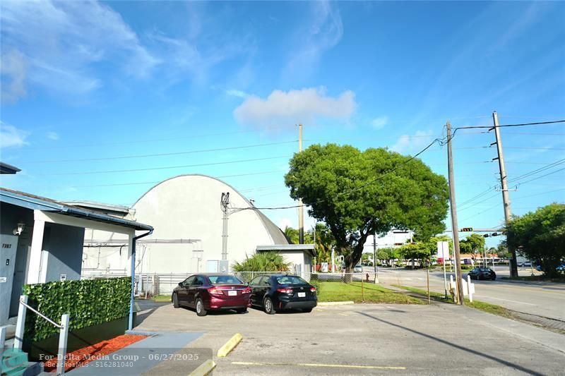808 NW 19 St, Fort Lauderdale, FL 33311 Photo