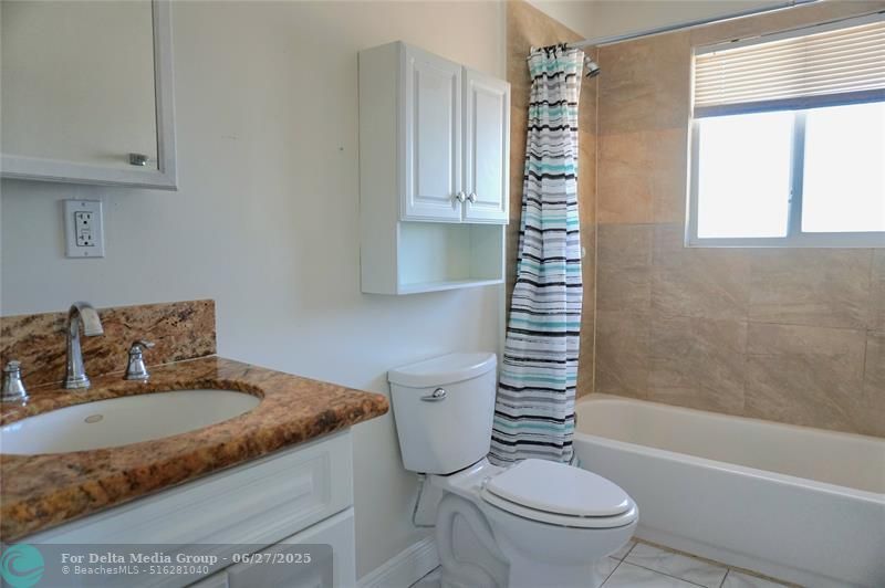 808 NW 19 St, Fort Lauderdale, FL 33311 Photo