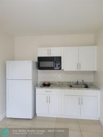 808 NW 19 St, Fort Lauderdale, FL 33311 Photo