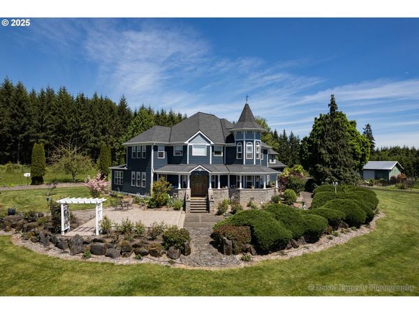 60750 ROBINETTE RD, St. Helens, OR 97051