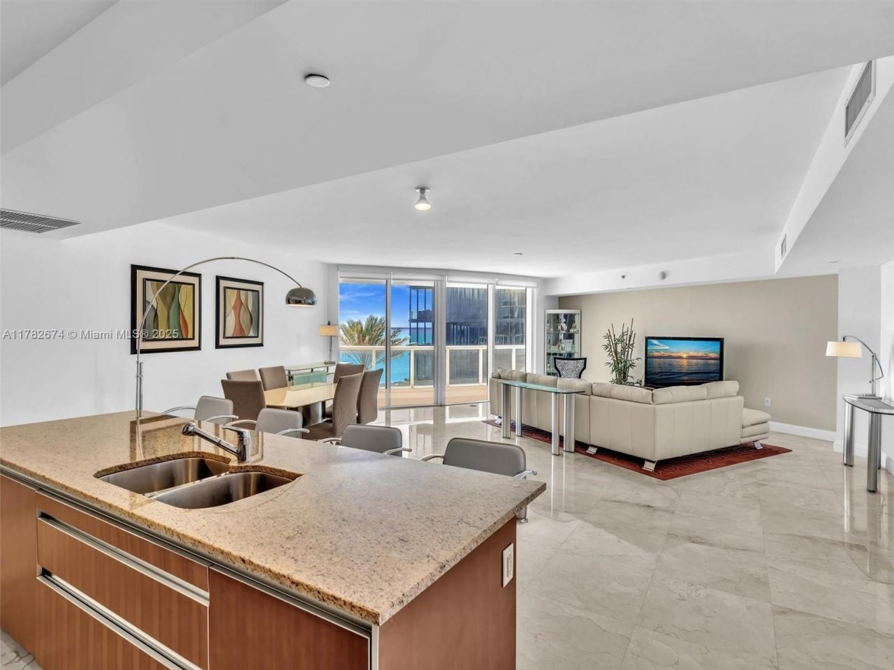 17201 Collins Ave, Unit 704, Sunny Isles Beach, FL 33160 Photo