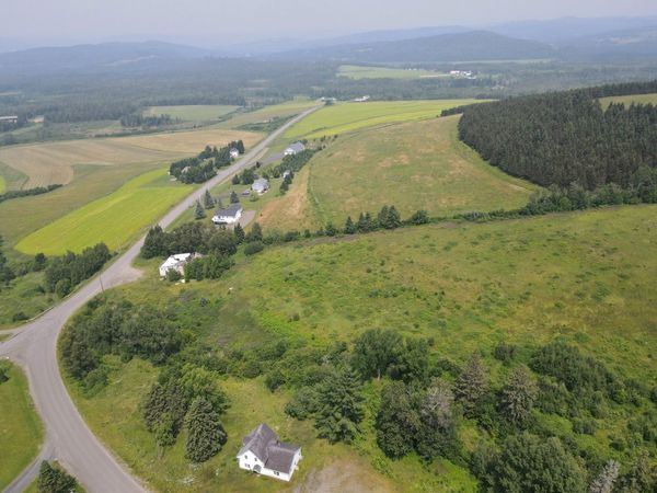 26 New Canada Road, New Canada, ME 04743