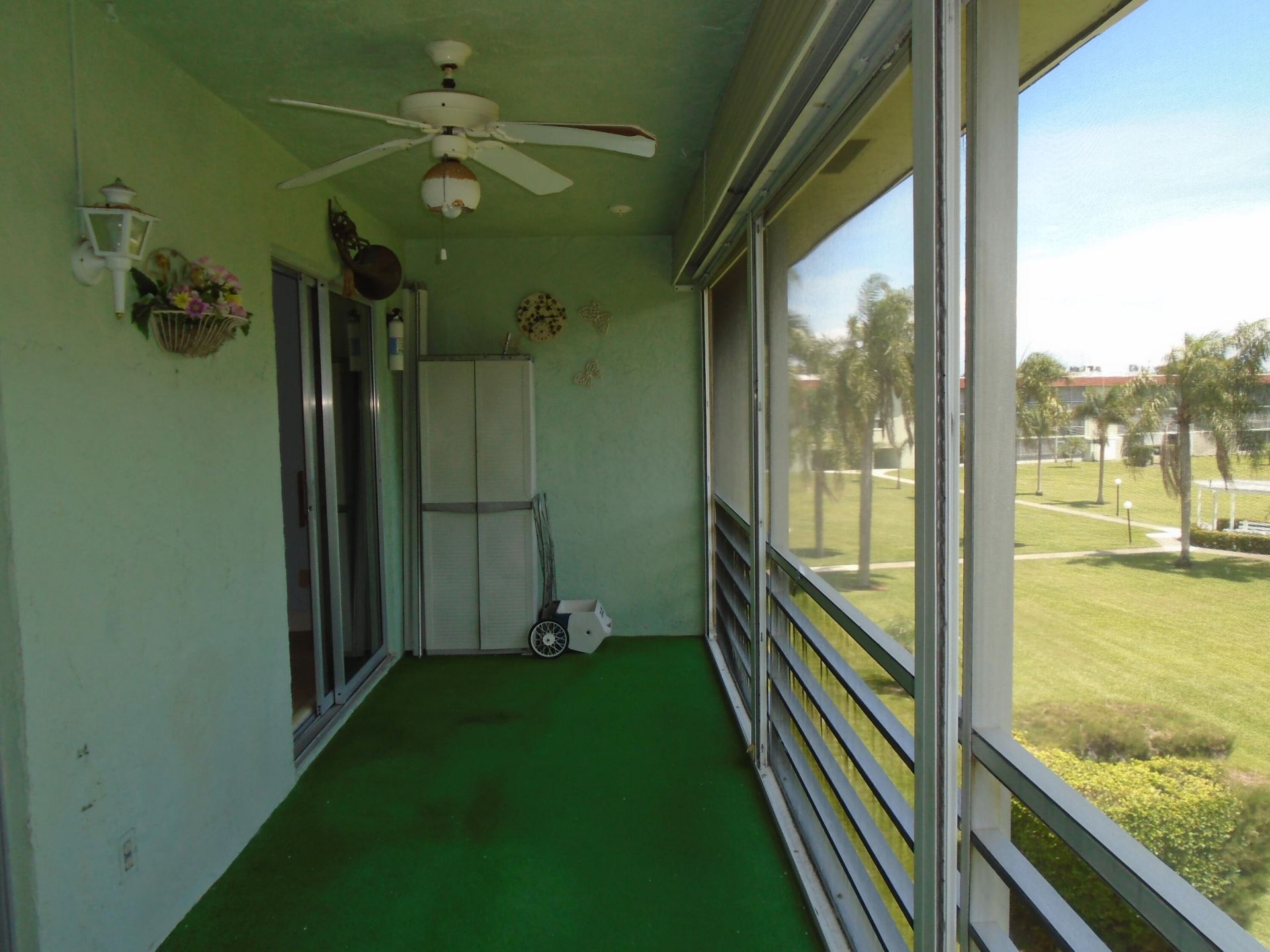 3300 Springdale Boulevard, Unit 316, Palm Springs, FL 33461 Photo