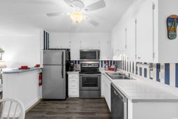 1919 Spring St. photo 4