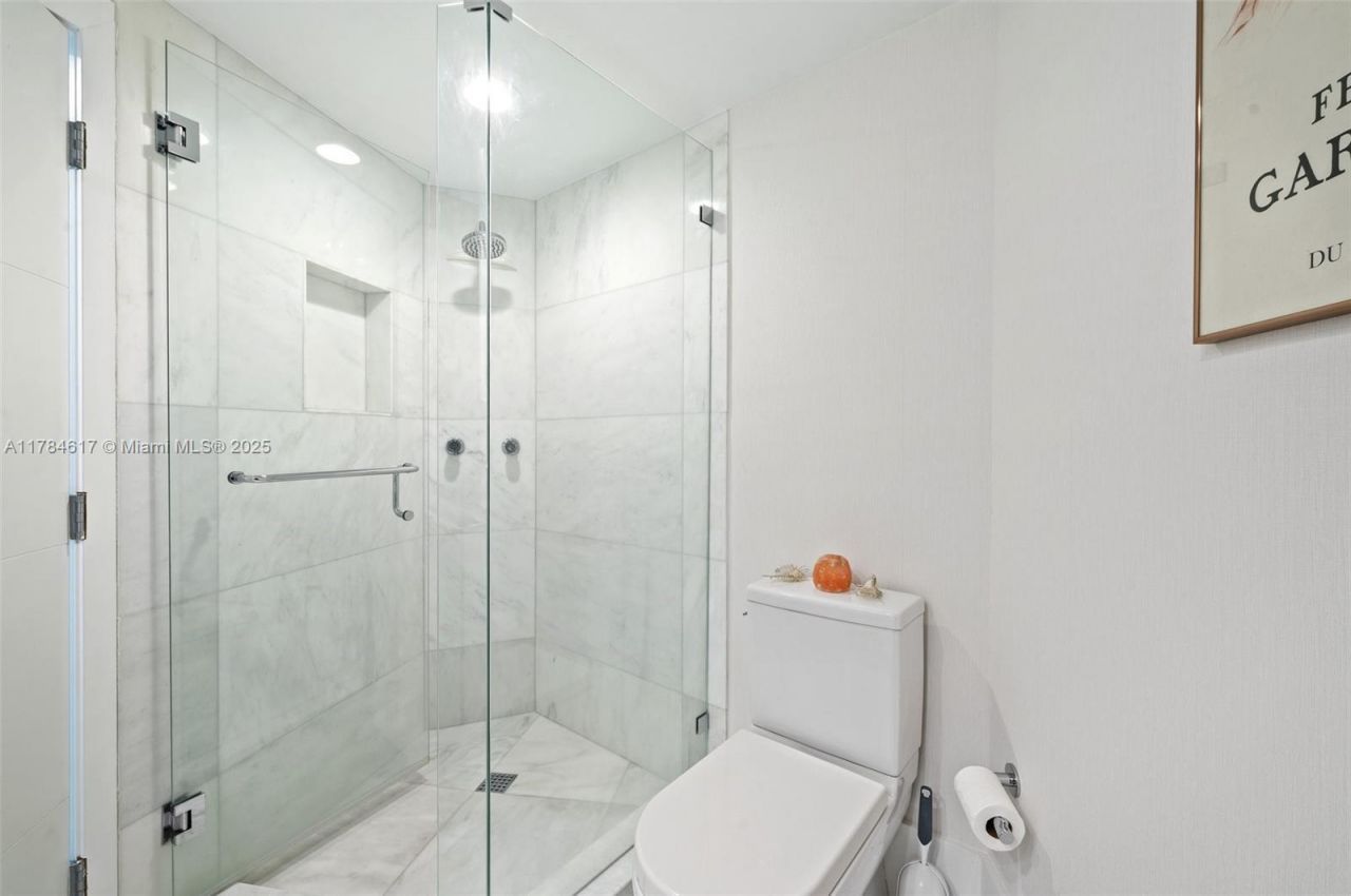 2127 Brickell Ave, Unit 2104, Miami, FL 33129 Photo