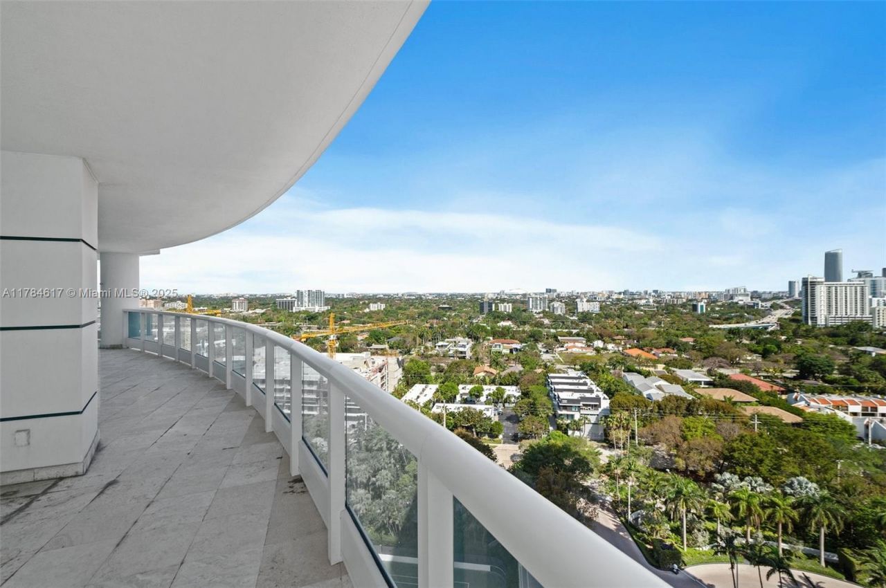 2127 Brickell Ave, Unit 2104, Miami, FL 33129 Photo