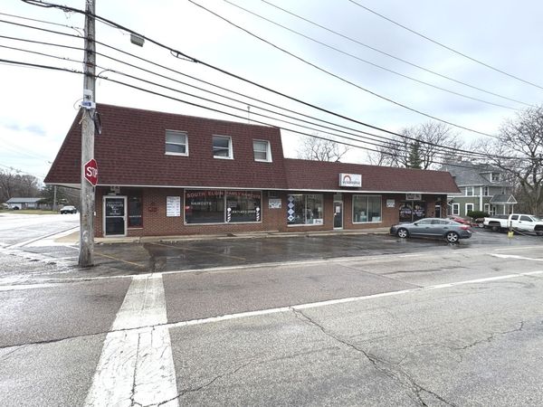 375-395 E State Street, South Elgin, IL 60177