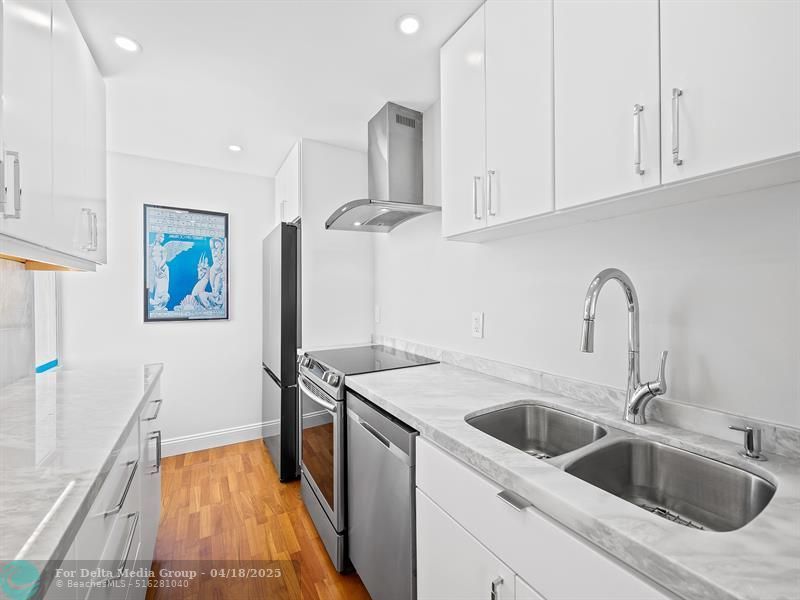 888 Intracoastal Drive, Unit 12F, Fort Lauderdale, FL 33304 Photo