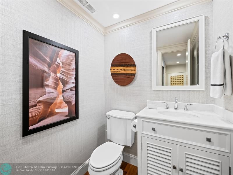 888 Intracoastal Drive, Unit 12F, Fort Lauderdale, FL 33304 Photo