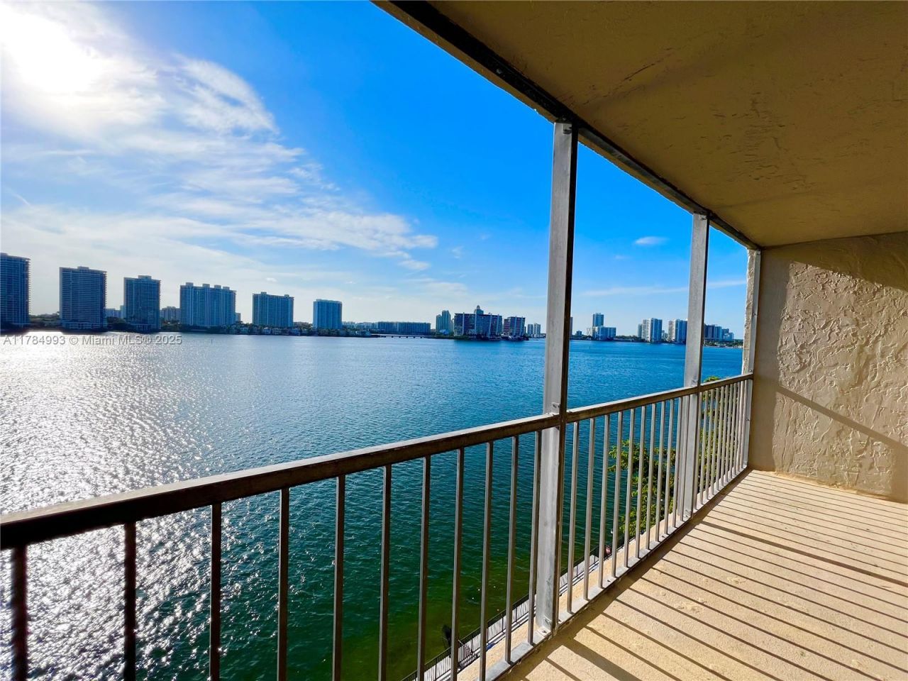 17600 N Bay Rd, Unit N701, Sunny Isles Beach, FL 33160 Photo