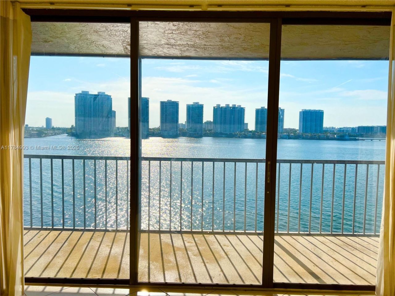 17600 N Bay Rd, Unit N701, Sunny Isles Beach, FL 33160 Photo