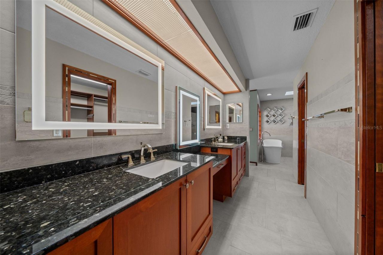 5950 SW 21st Avenue Road, Ocala, FL 34471 Photo