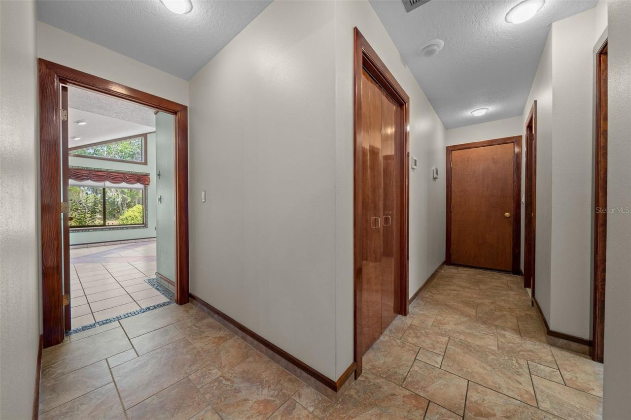 5950 SW 21st Avenue Road, Ocala, FL 34471 Photo