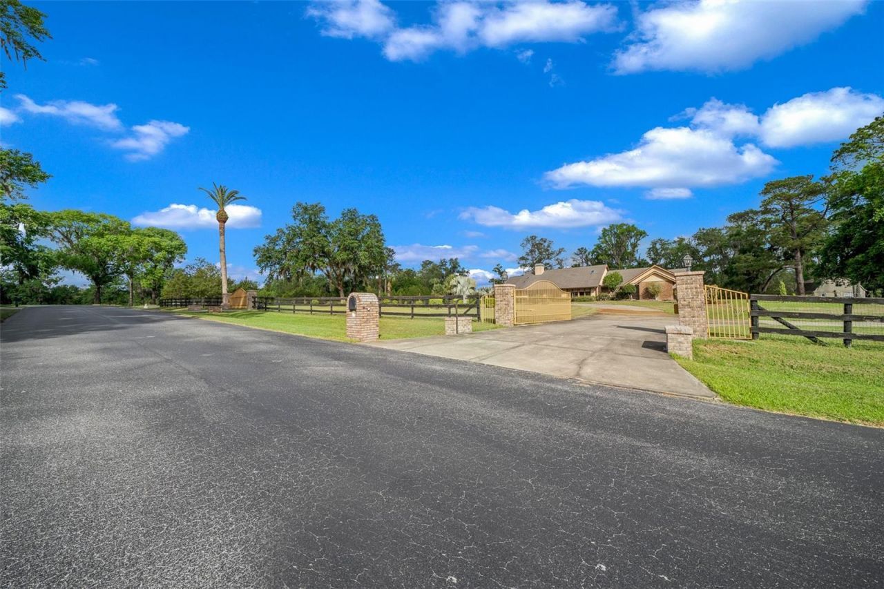 5950 SW 21st Avenue Road, Ocala, FL 34471 Photo