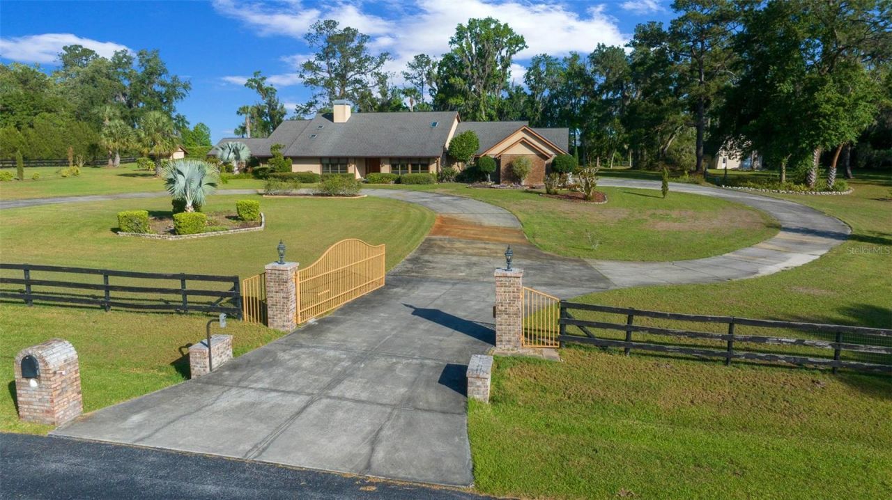 5950 SW 21st Avenue Road, Ocala, FL 34471 Photo