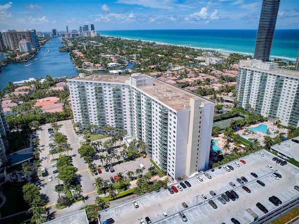 19380 Collins Ave, Unit 1002, Sunny Isles Beach, FL 33160