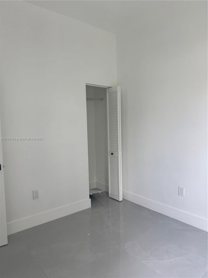 2970 NW 45, Miami, FL 33142 Photo