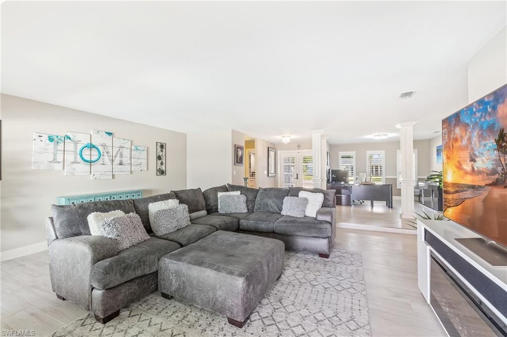 2286 SE 28th St, Cape Coral, FL 33904 Photo