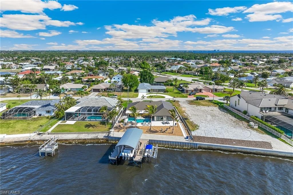 2286 SE 28th St, Cape Coral, FL 33904 Photo