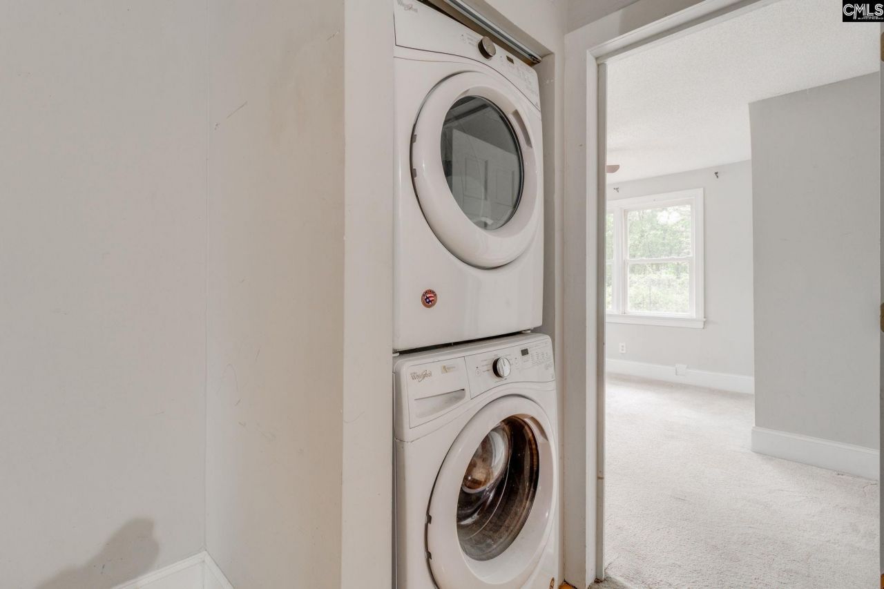 27 Rose Drive Photo 14