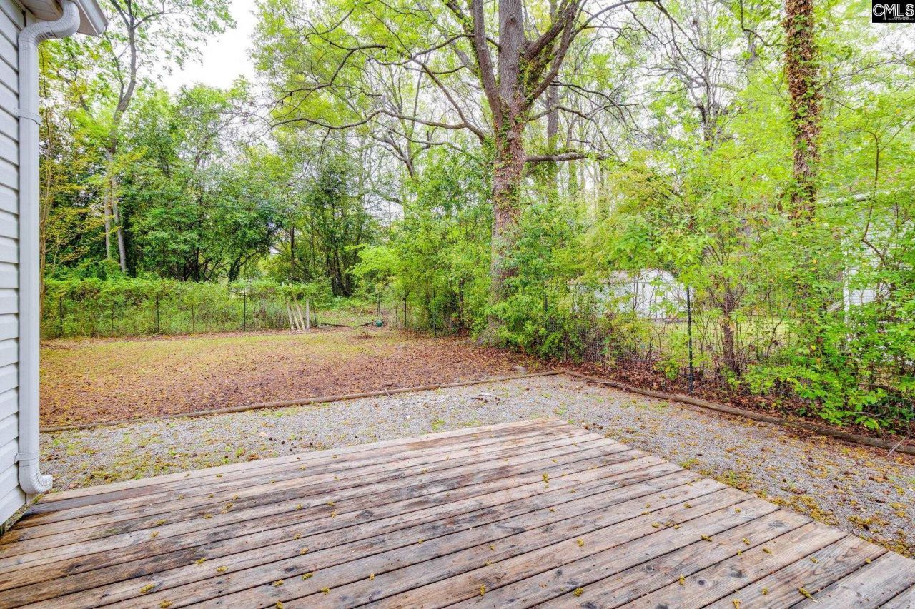 27 Rose Drive Photo 23